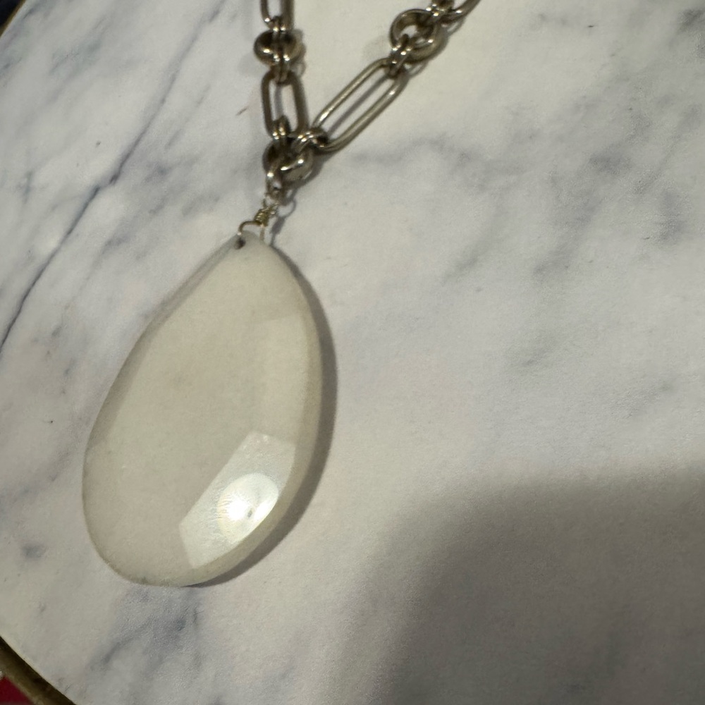Elegant Silver Chain Necklace with White Pendant